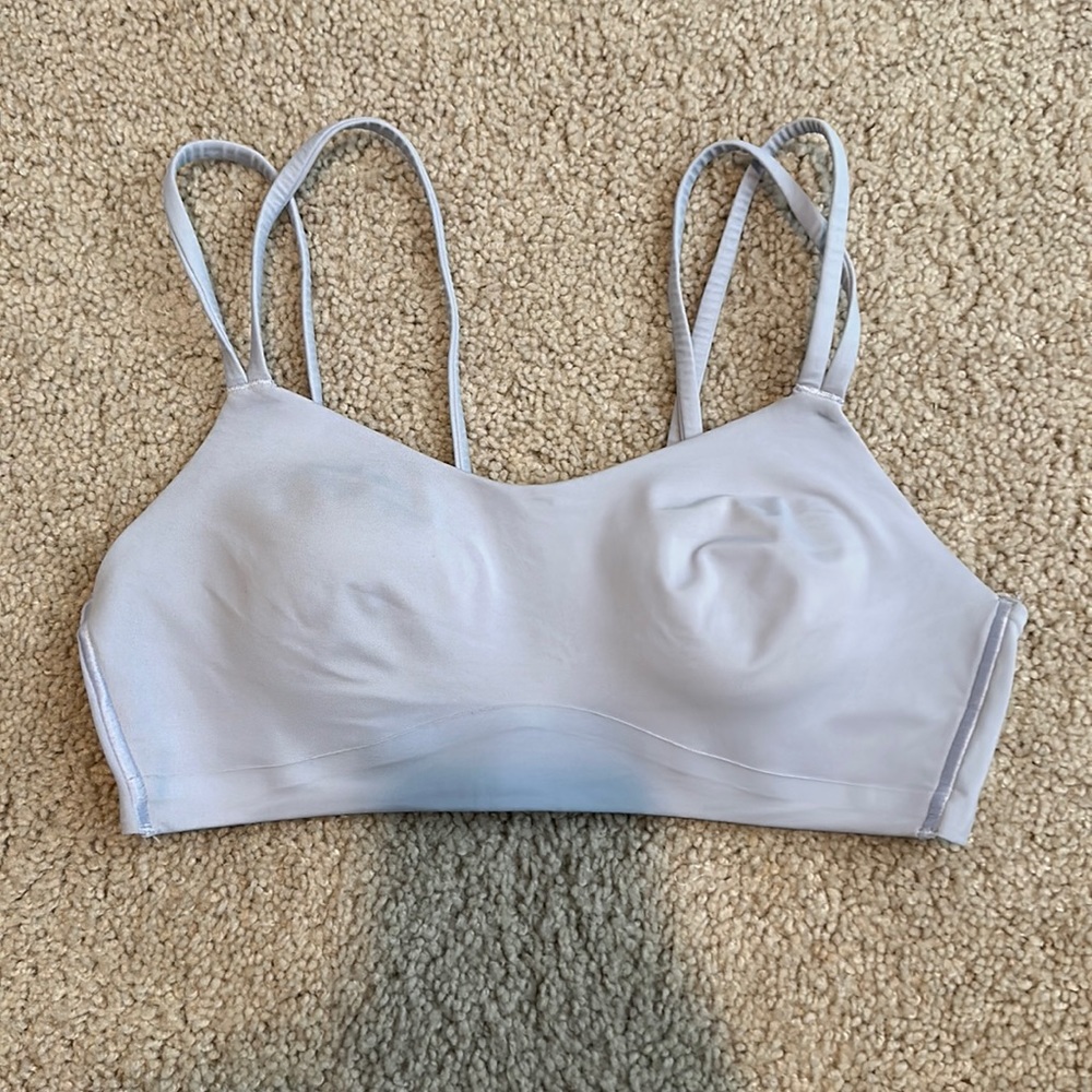 Lululemon women’s like a cloud padded sports bra